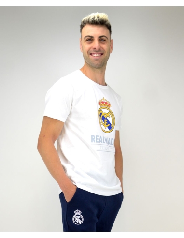 Camiseta blanca Real Madrid con escudo