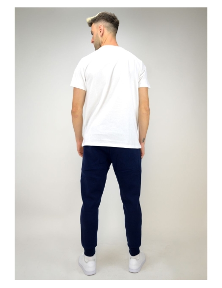 Camiseta blanca Real Madrid con escudo