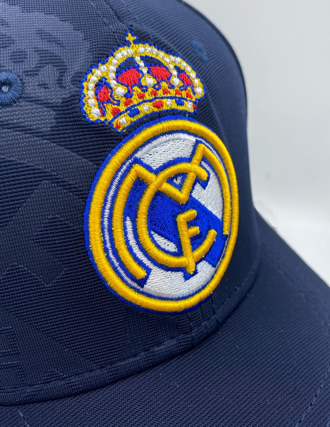 Gorra Real Madrid 2019/2020 C40 Azul Dorado
