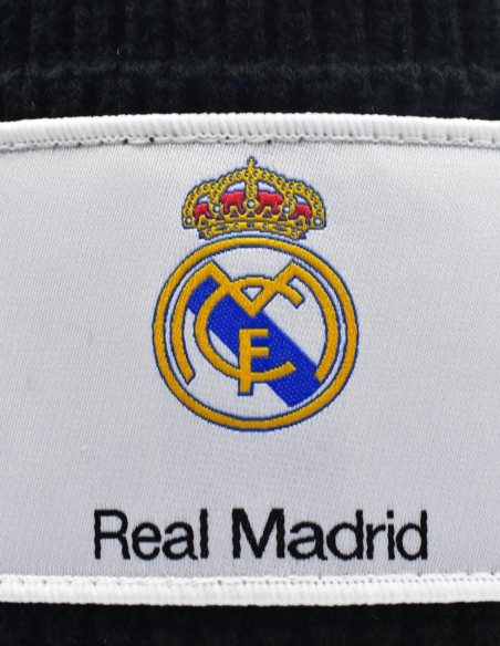 Gorro Real Madrid Negro con Parche Bordado